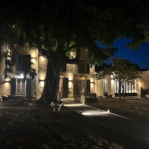 Couette-café La Datcha, Manosque